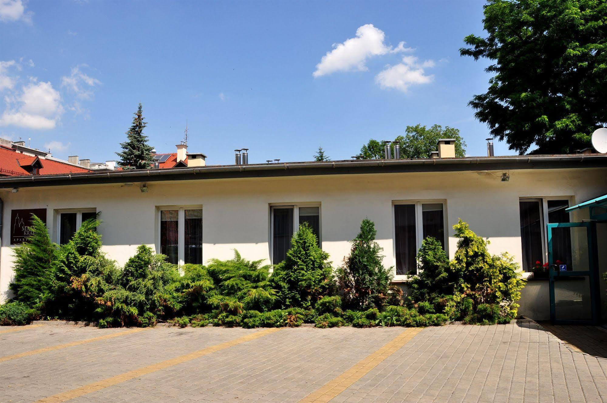 Mały Kraków Aparthotel Exterior foto